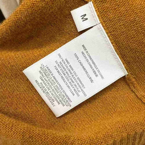 MIUMIU Letter Print Lapel Pullover Long Sleeve Cashmere Sweater for Women - Picture 4 of 4